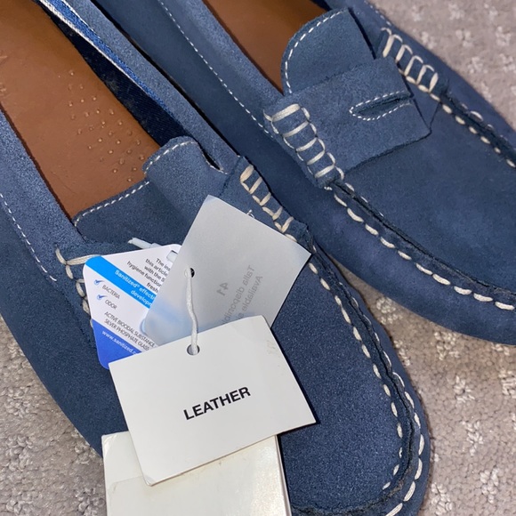 𝗡𝗪𝗧 𝗭𝗮𝗿𝗮 • Blue Leather Penny Loafers - Picture 11 of 14